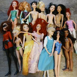 Huge Disney Doll Lot 14 Dolls